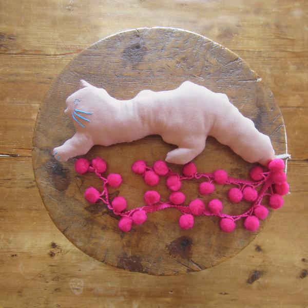 ねこのおもちゃ [neu] 04 ピンク "Stickitten"