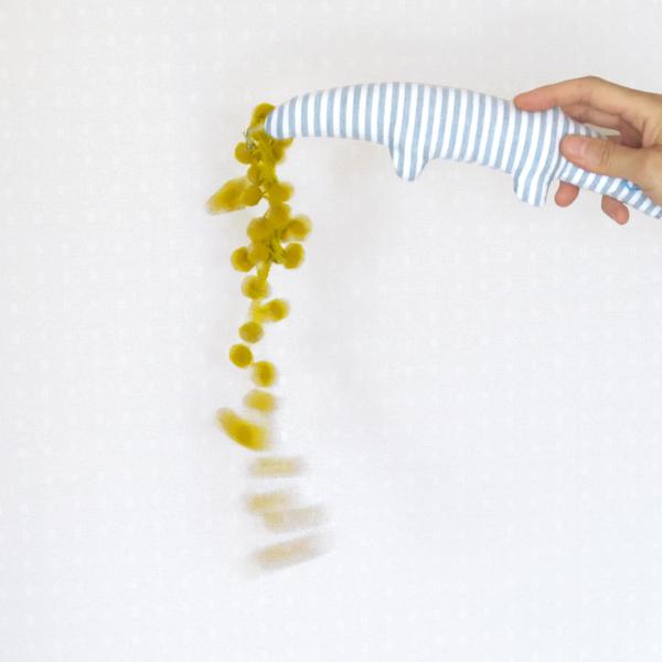 ねこのおもちゃ [neu] 03 マスタード "Stickitten" | 6枚目